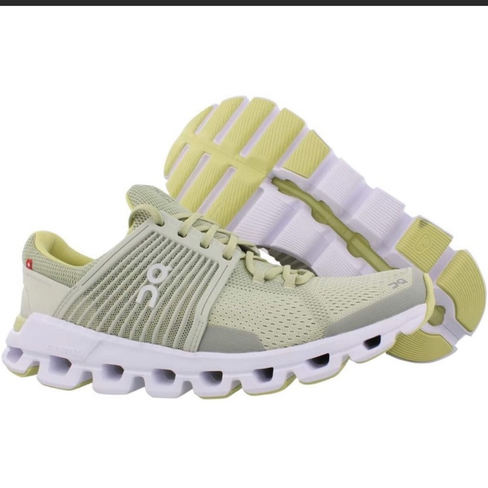 On Cloudswift Women’s Shoes - Picture 2 of 12